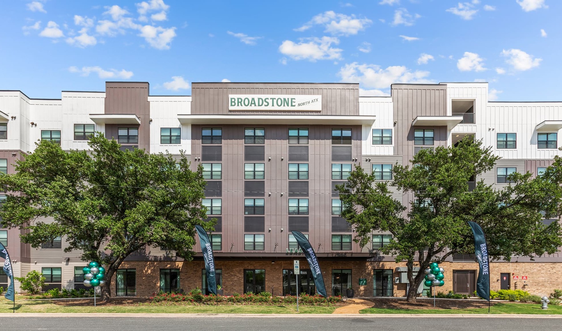 Live Authentically Near The Best of North Austin